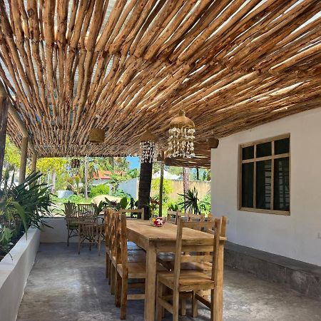 Villa Upendo باجي المظهر الخارجي الصورة