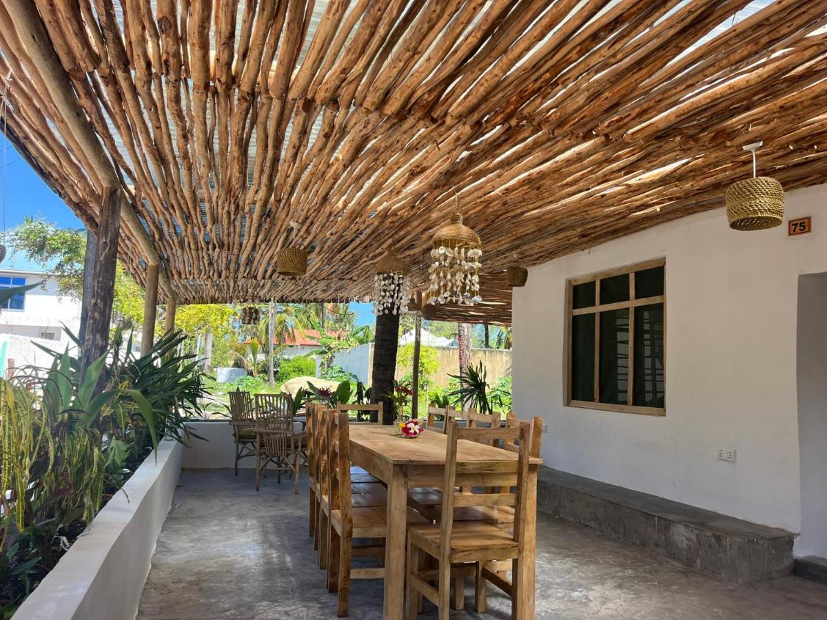 Villa Upendo باجي المظهر الخارجي الصورة